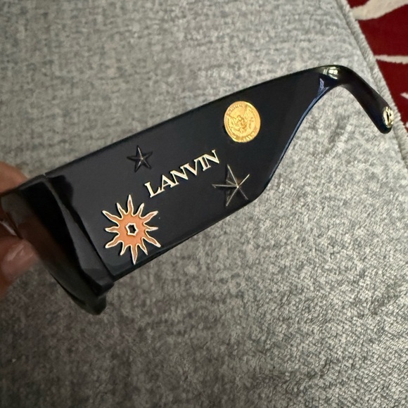 Black Rectangular Sunglasses